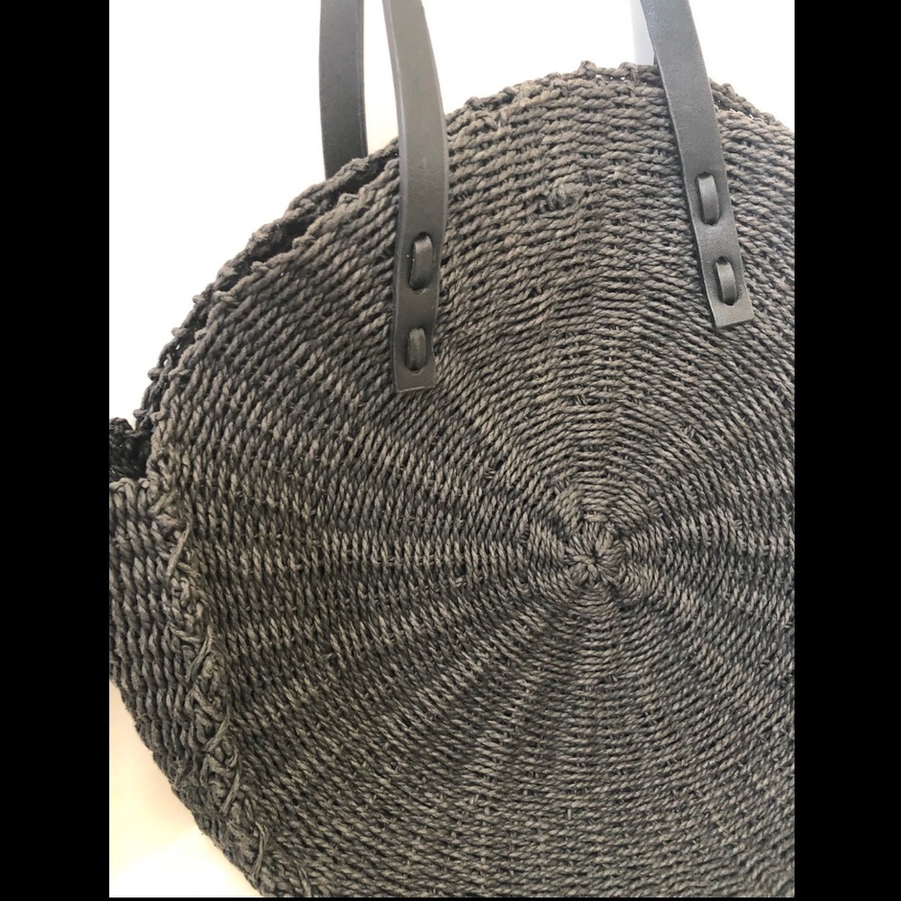 Zara Rattan circle bag - Picture 2 of 2